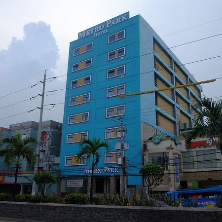 Metro Park Hotel Mandaue Cebu Dış mekan fotoğraf