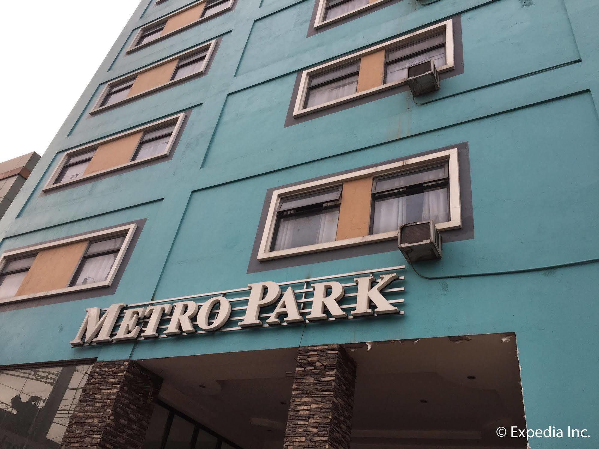 Metro Park Hotel Mandaue Cebu Dış mekan fotoğraf